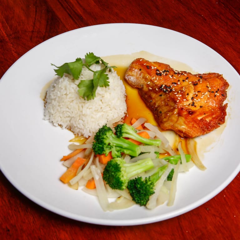 Savor Your Favorite Dishes Delivered